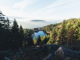 Blick auf den Mummelsee im Schwarzwald