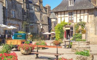 Rochefort-en-Terre in der Bretagne - © aterrom/stock.adobe.com
