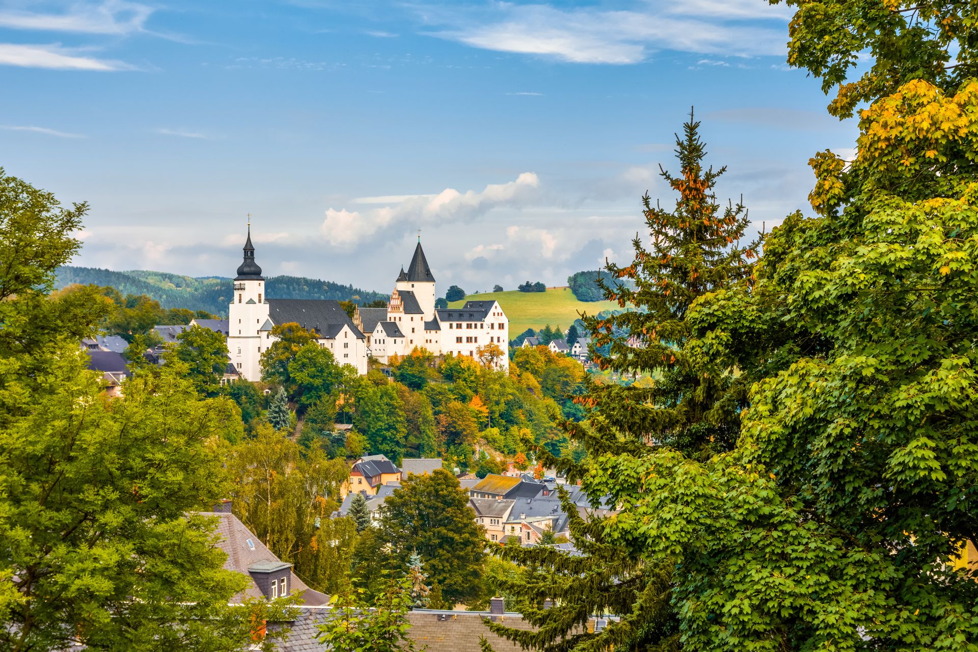 Schwarzenberg im Erzgebirge mit St. Georgen-Kirche und Schloss