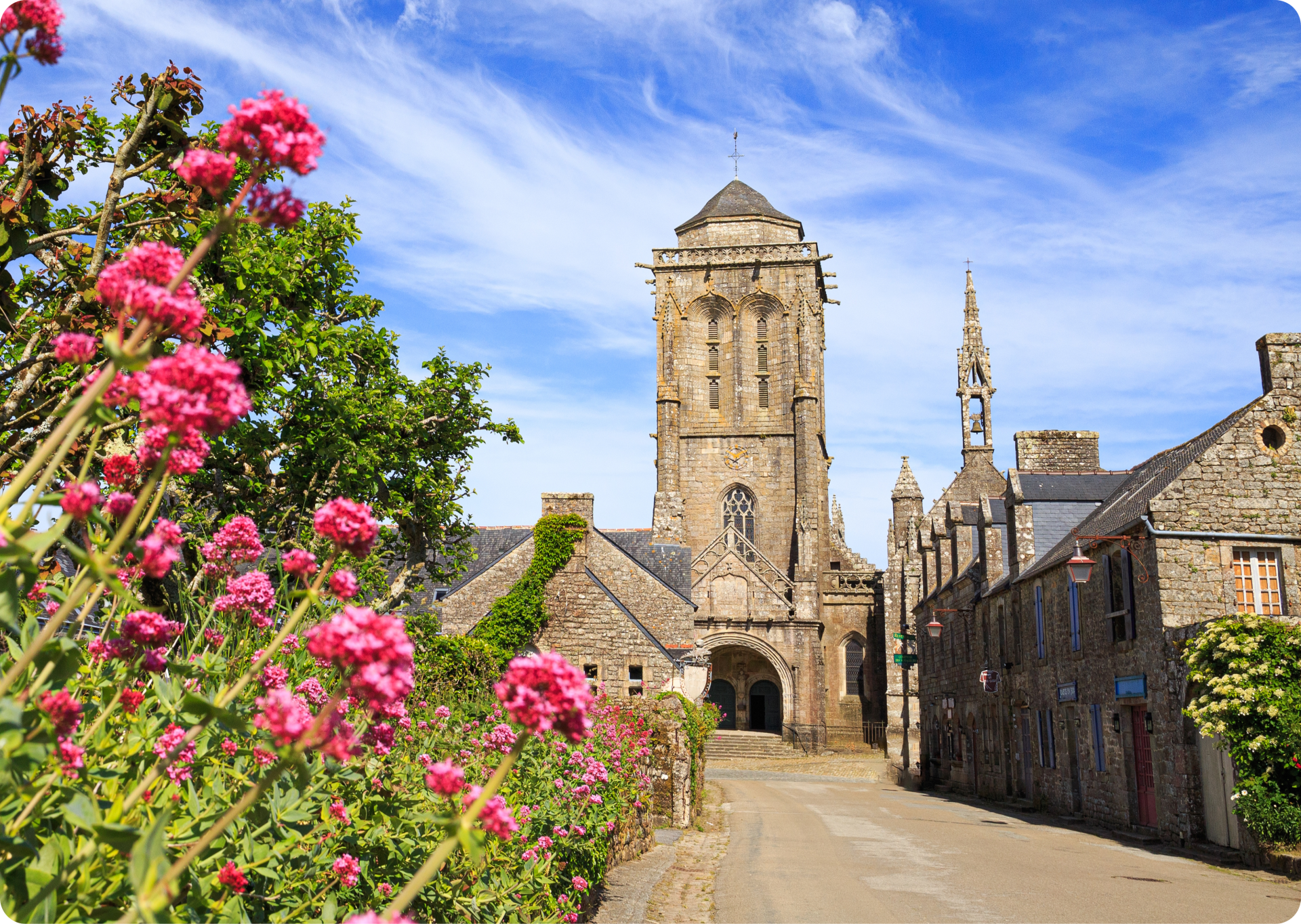 Die Eglise de Saint Ronan in Locronan
