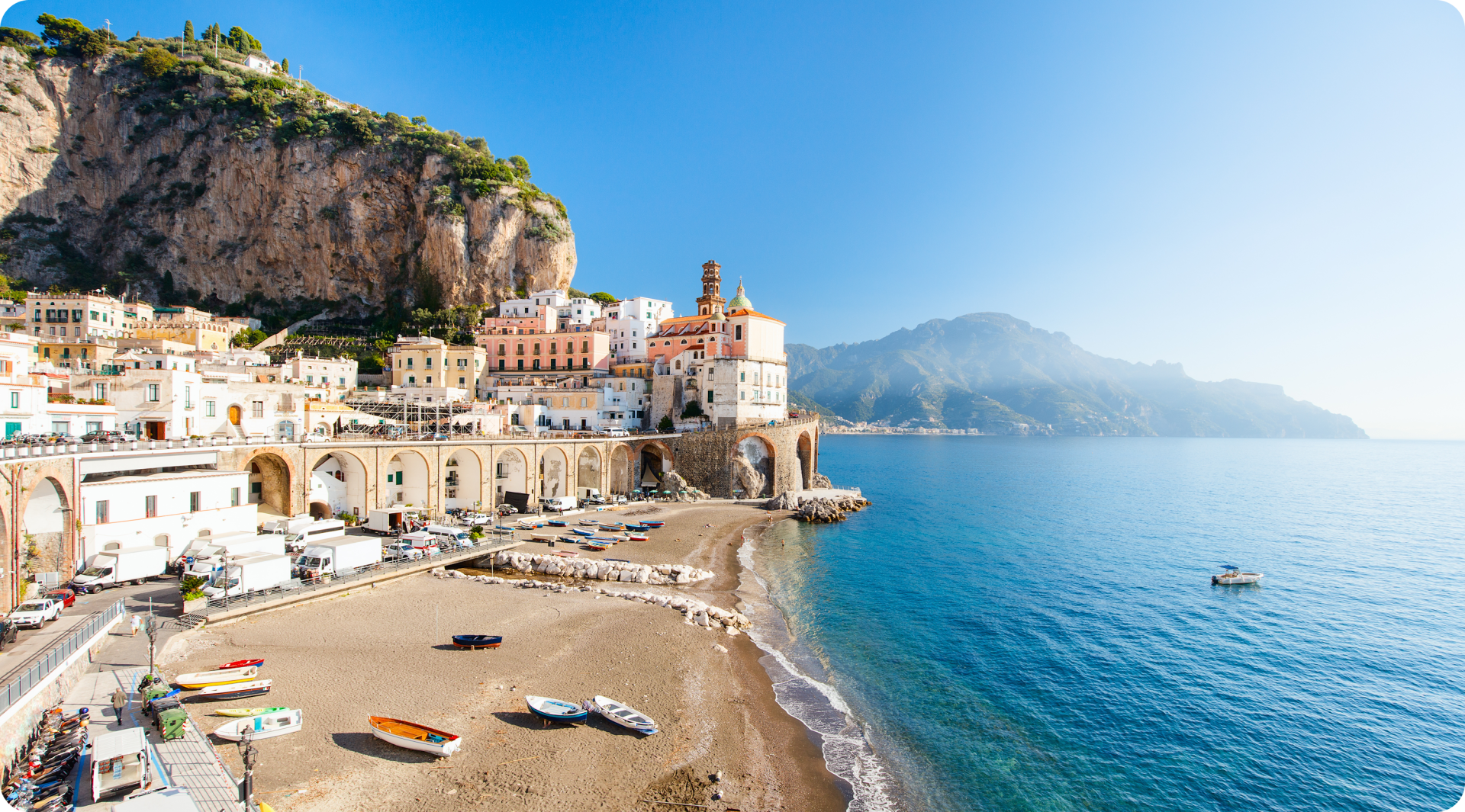 Atrani an der Amalfiküste in Kampanien