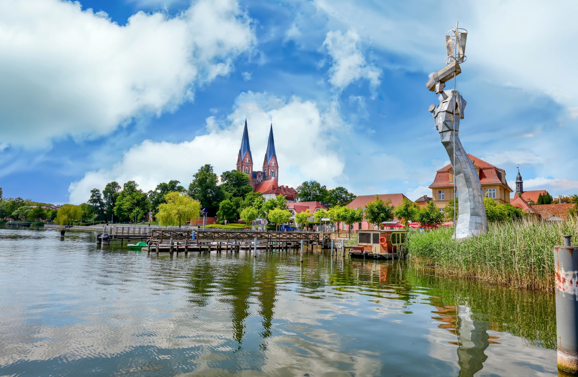 Die Seepromenade in Neuruppin
