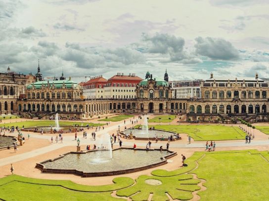 Ferienwohnung & Ferienhaus in Dresden_BestFewo_Störer Ferienwohnung & Ferienhaus in Dresden_BestFewo_Störer