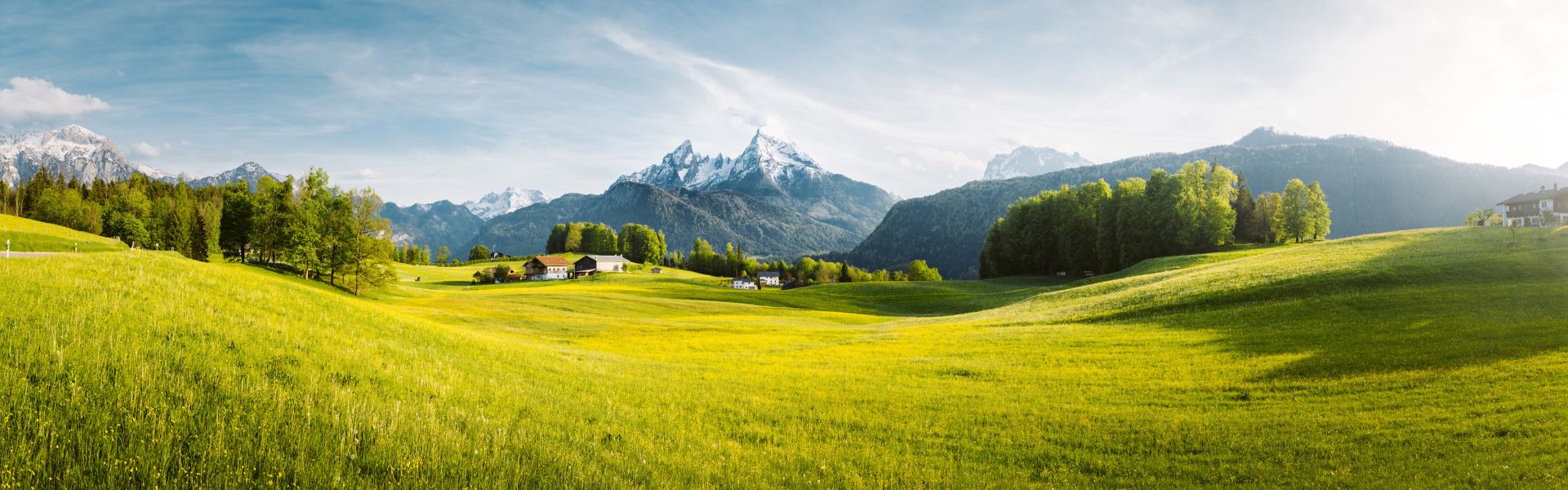 Lastminute Österreich Panorama - © Photography-stock.adobe