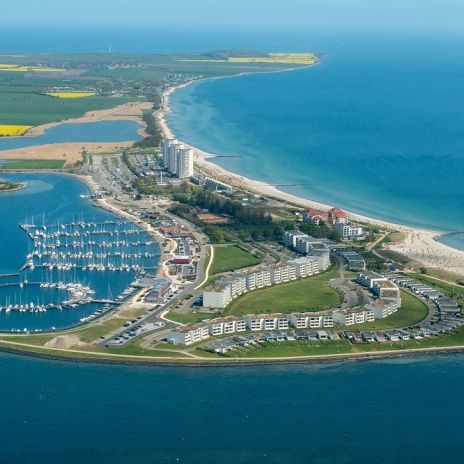 Luftaufnahme vom Südstrand in Fehmarn