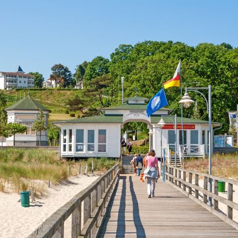 Blick von der Seebrücke in Göhren auf Rügen