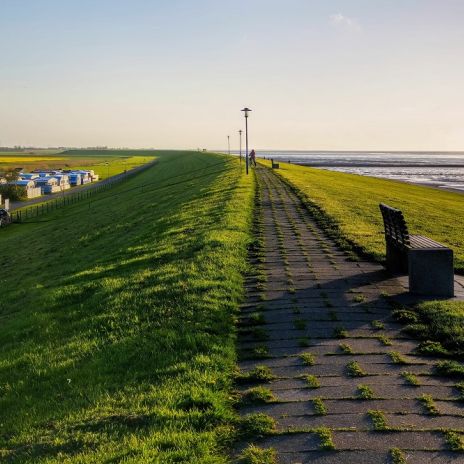Deich in Neuharlingersiel Deich in Neuharlingersiel