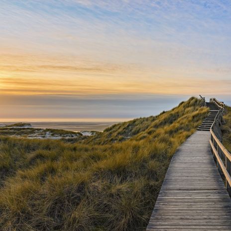 Sonnenuntergang über den Dünen bei Norddorf