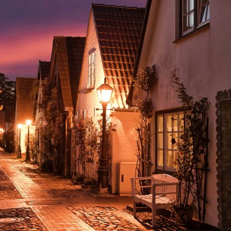 Abendstimmung in der Altstadt von Föhr Abendstimmung in der Altstadt von Föhr