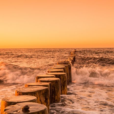 Ostseestrand bei Börgerende im Sonnenuntergang