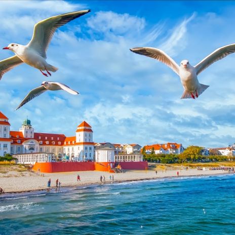 Kurhaus und Strand von Binz