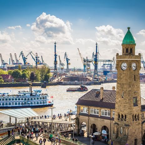 Landungsbrücken in Hamburg Landungsbrücken in Hamburg