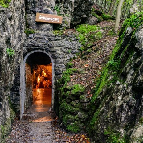 Höhlenausgang der Bilsteinhöhle