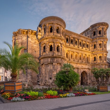 Ferienwohnung & Ferienhau  für Ihren Urlaub in Rheinland- Porta Nigra