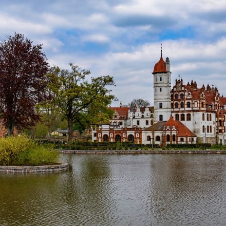 Schloss Basedow in der Mecklenburgischen Schweiz