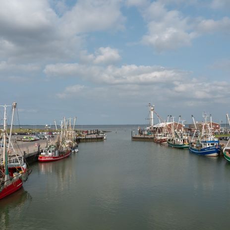 Hafen von Dornumersiel Hafen von Dornumersiel