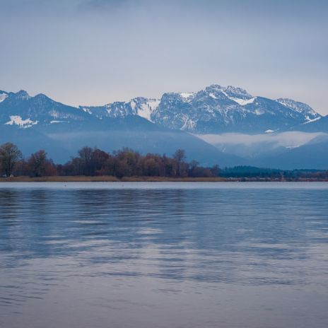 Alpenpanorama am Chiemsee im Winter Alpenpanorama am Chiemsee im Winter