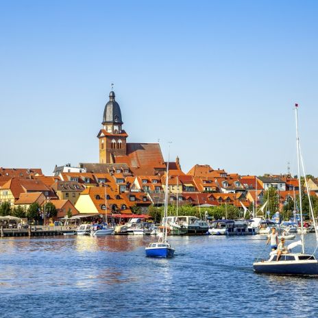 Blick auf Waren an der Müritz