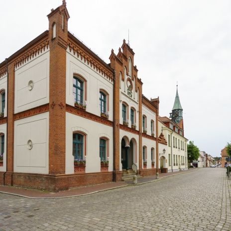 Marktplatz von Krakow am See Marktplatz von Krakow am See
