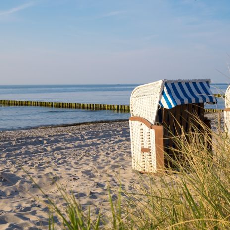 Strandkörbe am Strand von Börgerende-Rethwisch